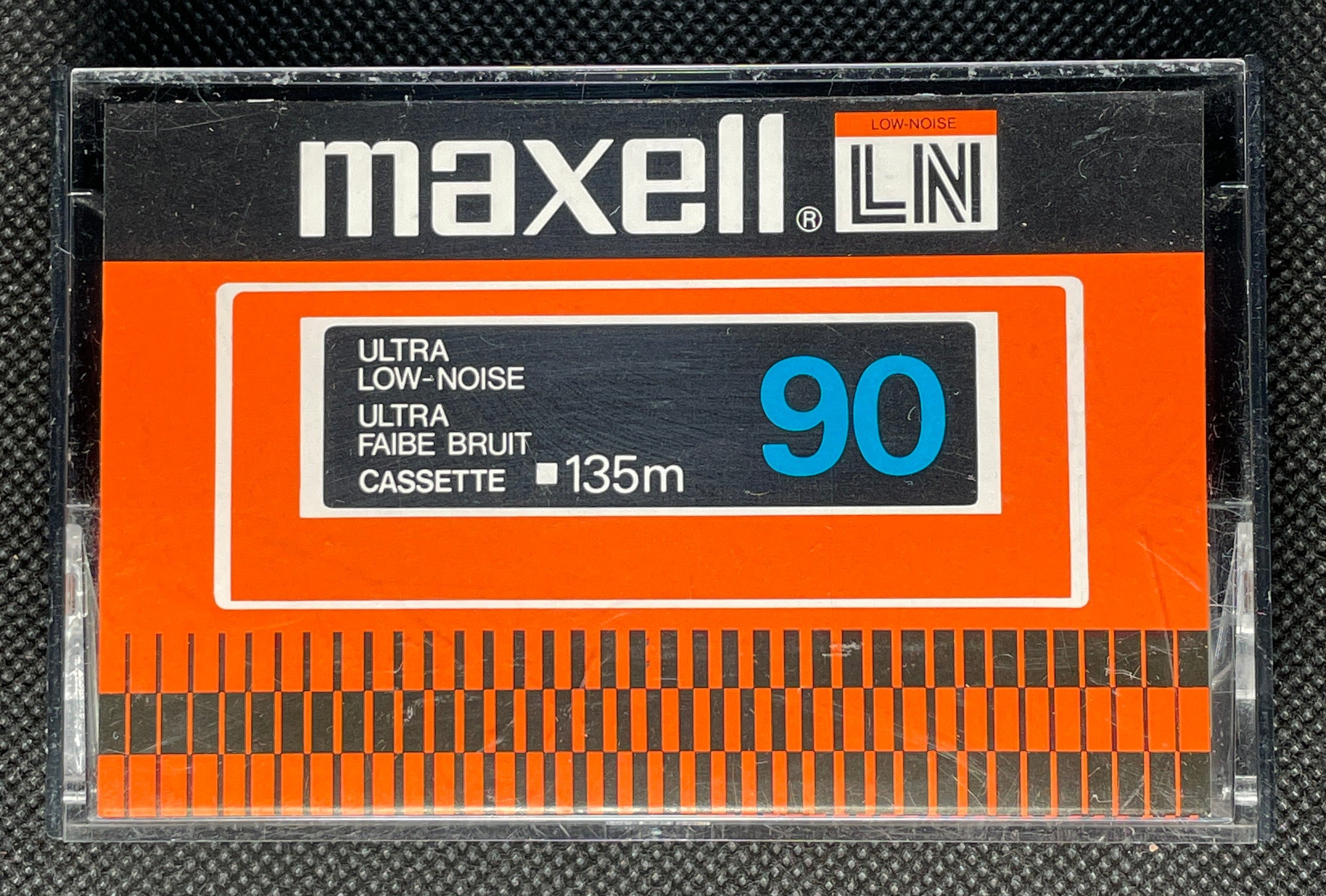 5B90FC69-769D-4A1B-8904-