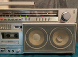 Pioneer SK-900 Boombox 1981 front right side
