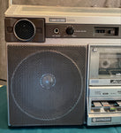 Hitachi TRK-8270HC Boombox 1980 front left side