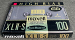 Maxell XLII-S 1992 US C100 top view