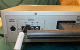 JVC T-40P Tuner 1981 back left side