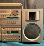 Sansui CP-5 Silver Boombox front right